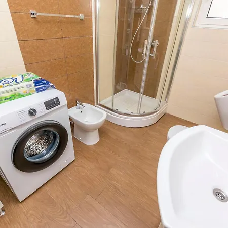 Apartment Jelena Primosten