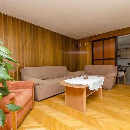Jelena Apartment Primosten